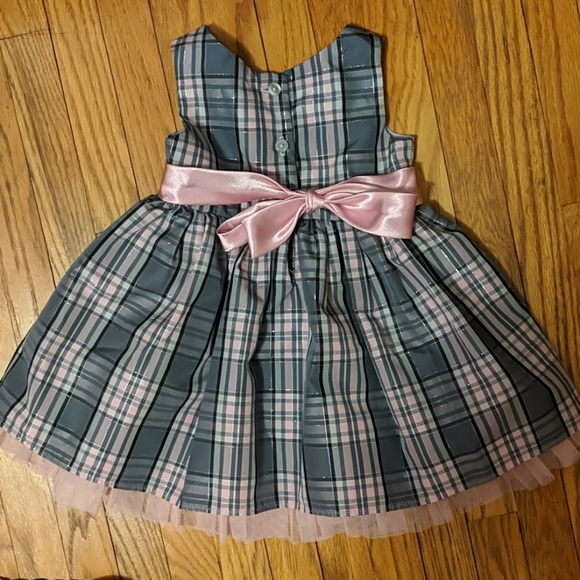 Plaid formal dress - Picture 3 of 5